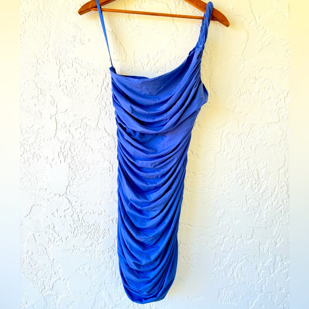 BCBG Max Azria One Shoulder Scrunched Cocktail Dress Sz M